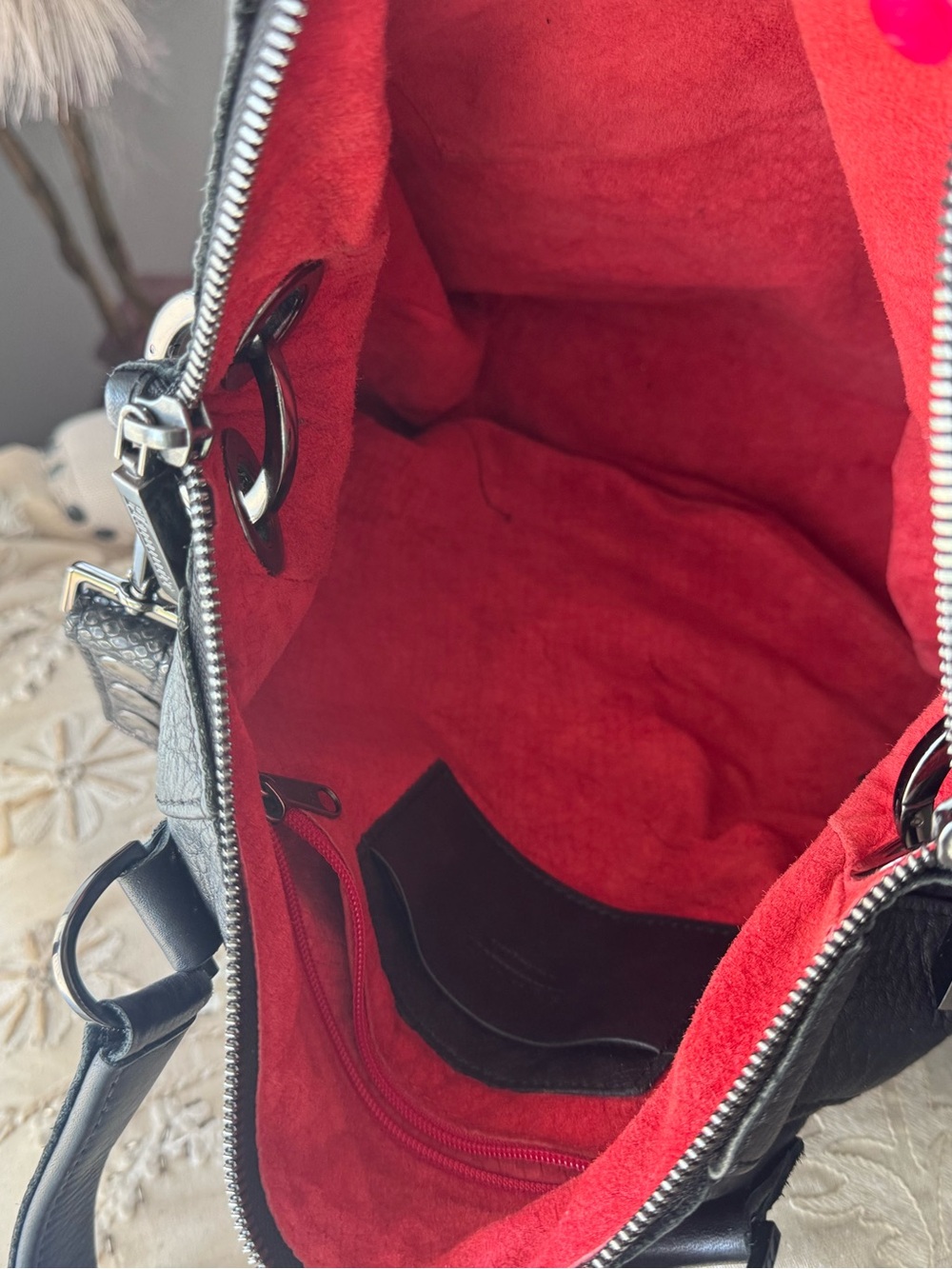 Hammitt Los Angeles Black Pebbled Leather Satchel Crossbody Red Suede - Picture 8 of 14